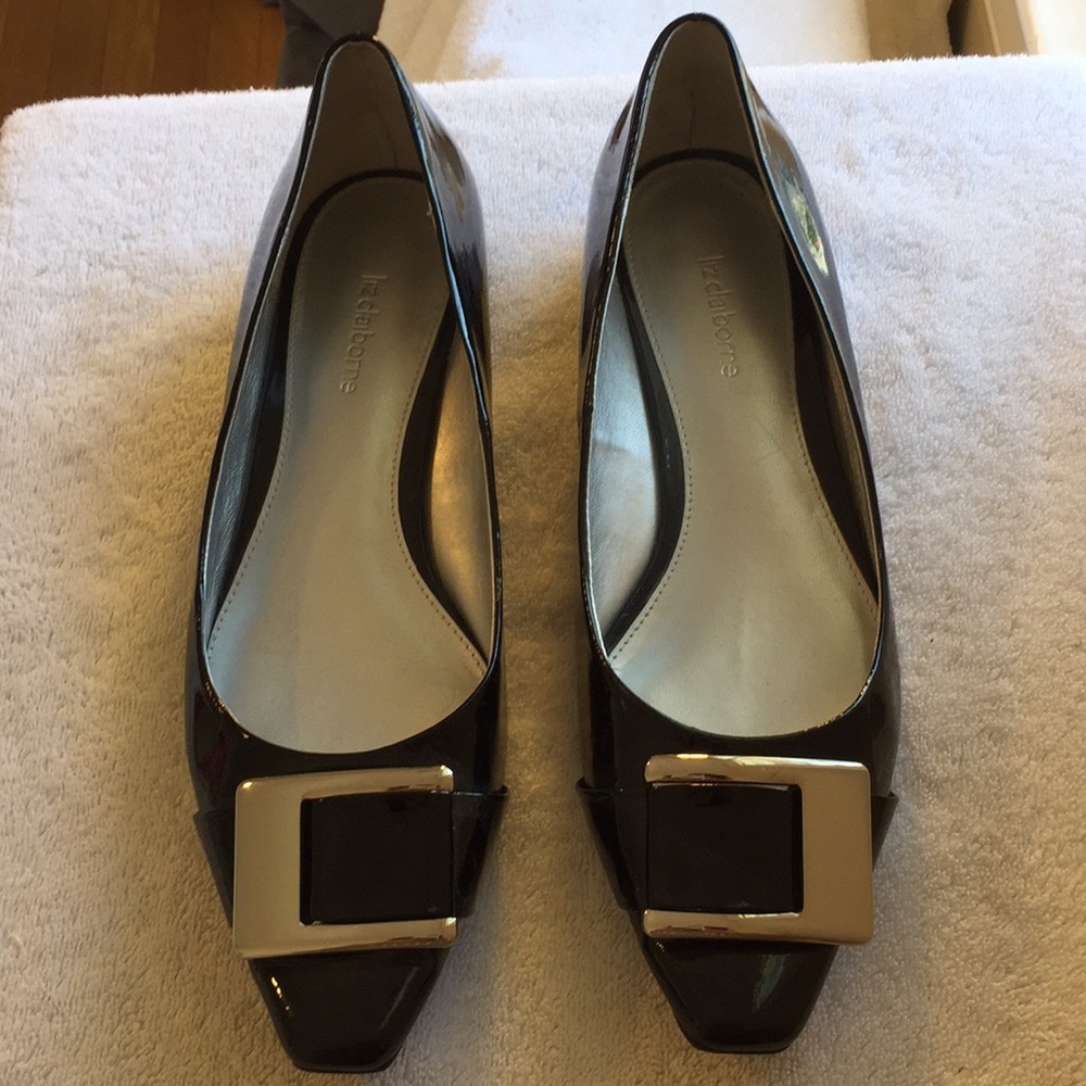 Liz Claiborne patent leather flats